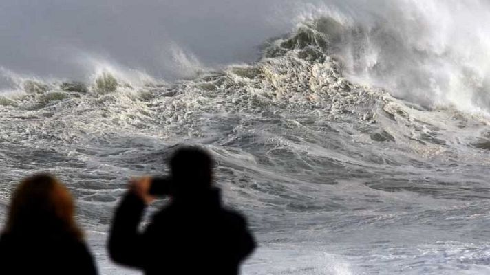 Telediario 1 - Temporal en Galicia