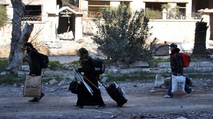 Telediario 1 - Salida de Homs