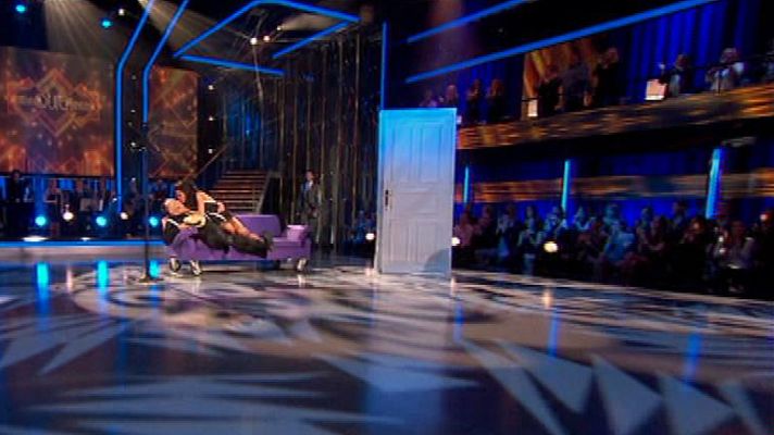 Mira quién baila - Albizu baila bajo la lluvia