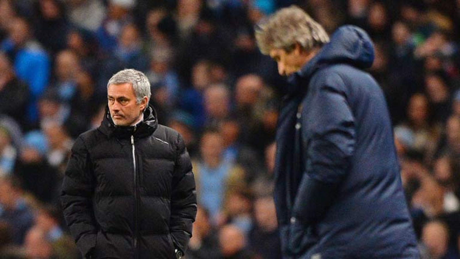 La rivalidad entre Mourinho y Pellegrini viene desde hace años y supera fronteras después de su etapa en España. Ahora su rivalidad ha subido de nivel en Inglaterra, y  delante de los micrófonos no paran de lanzarse dardos.