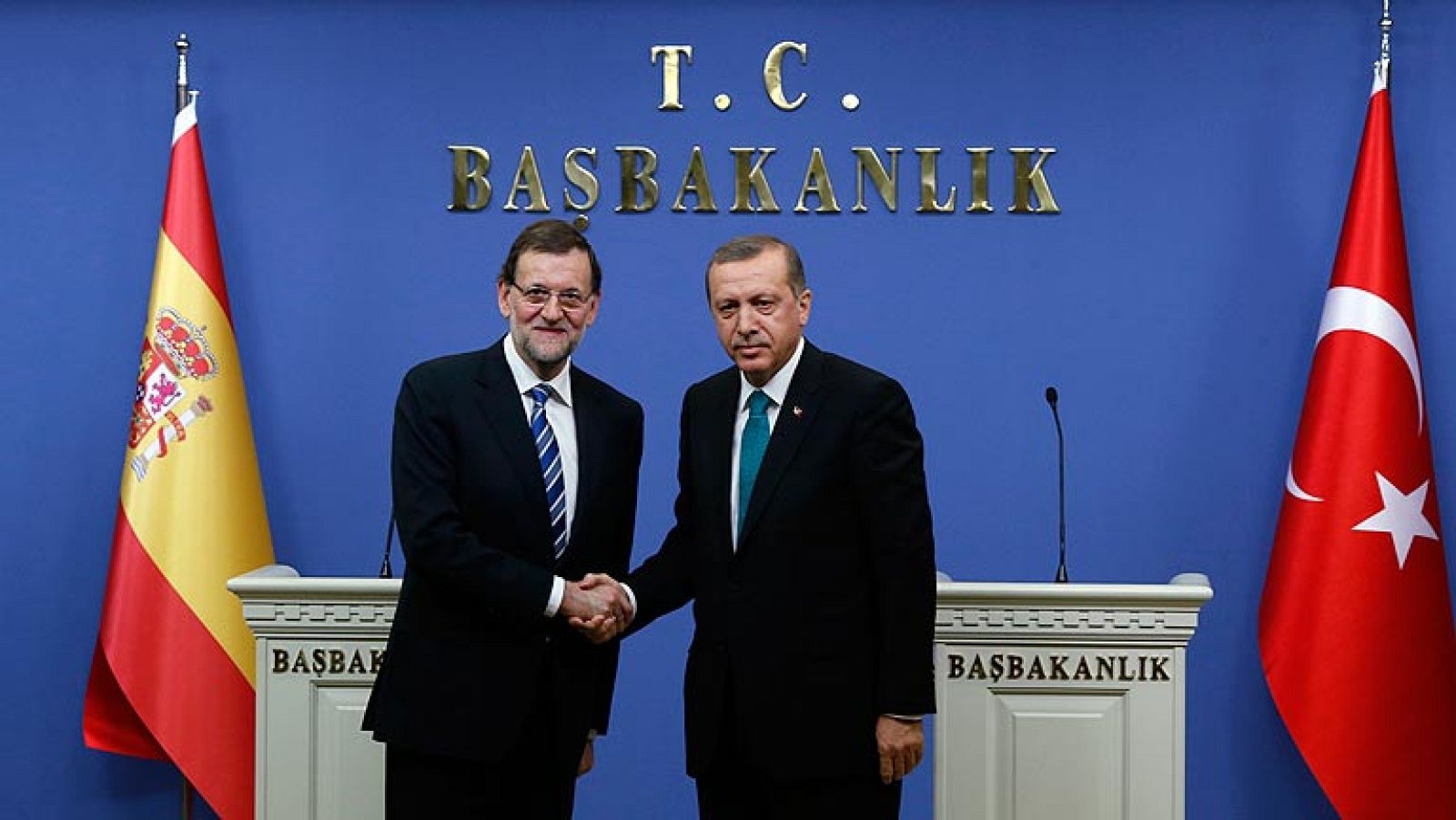 Rajoy no está dispuesto a "jugar con la soberanía nacional"