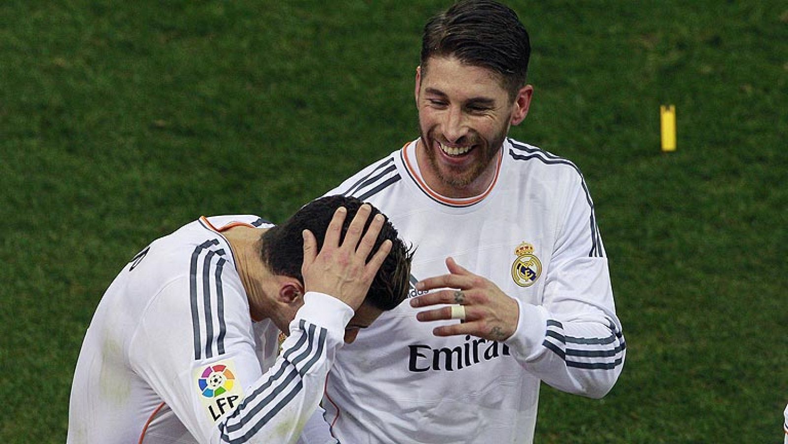 Cristiano sufrió un 'mecherazo' en el Calderón