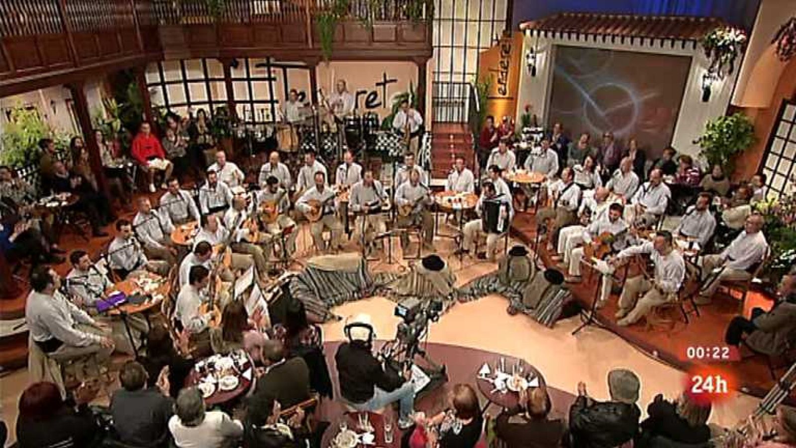 La noche en 24 horas - Especial TVE en Canarias, 50 años de tu vida - 12/02/14 - Ver ahora