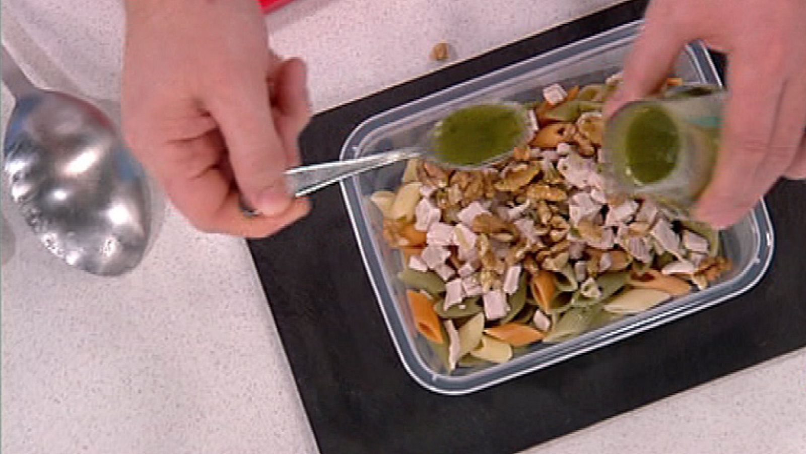 Ensalada de macarrones sana