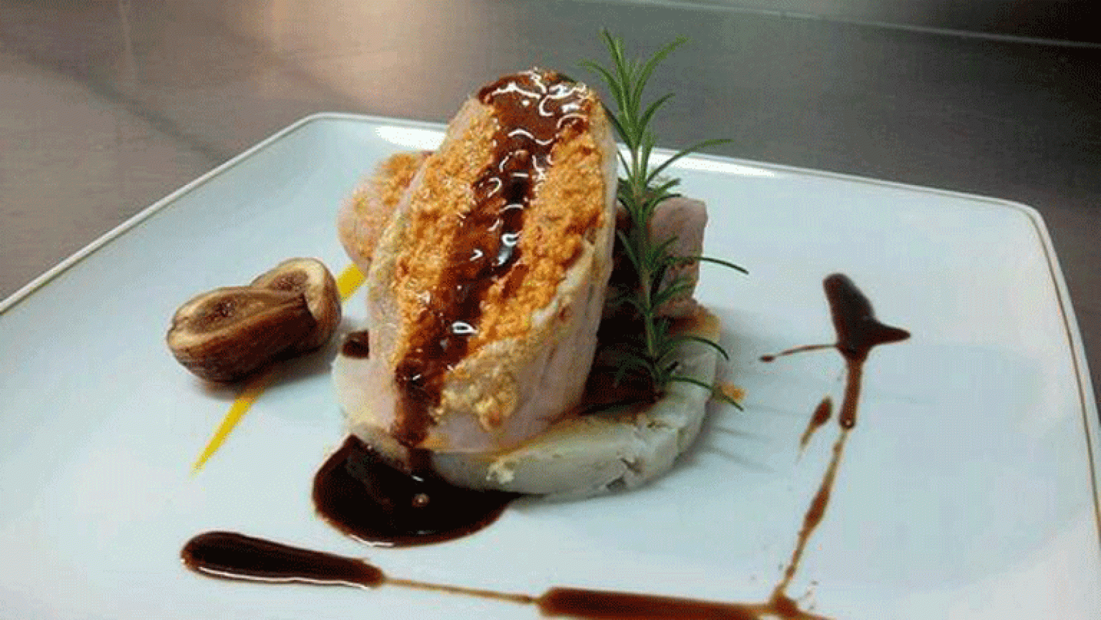 España Directo- Solomillo de cerdo relleno de almogrote