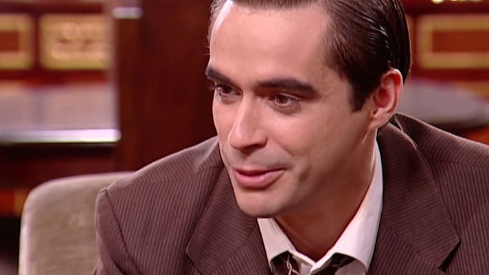 Amar en tiempos revueltos - Episodio 37