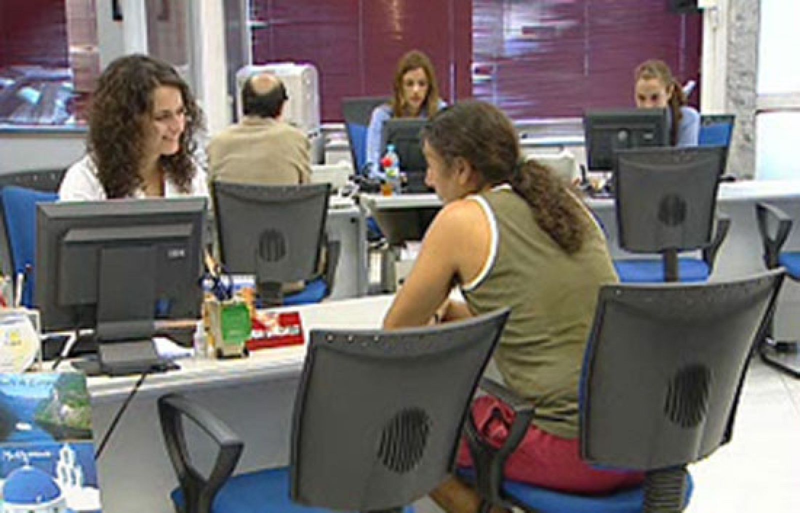 Pedir prestado para ir de vacaciones | Ver