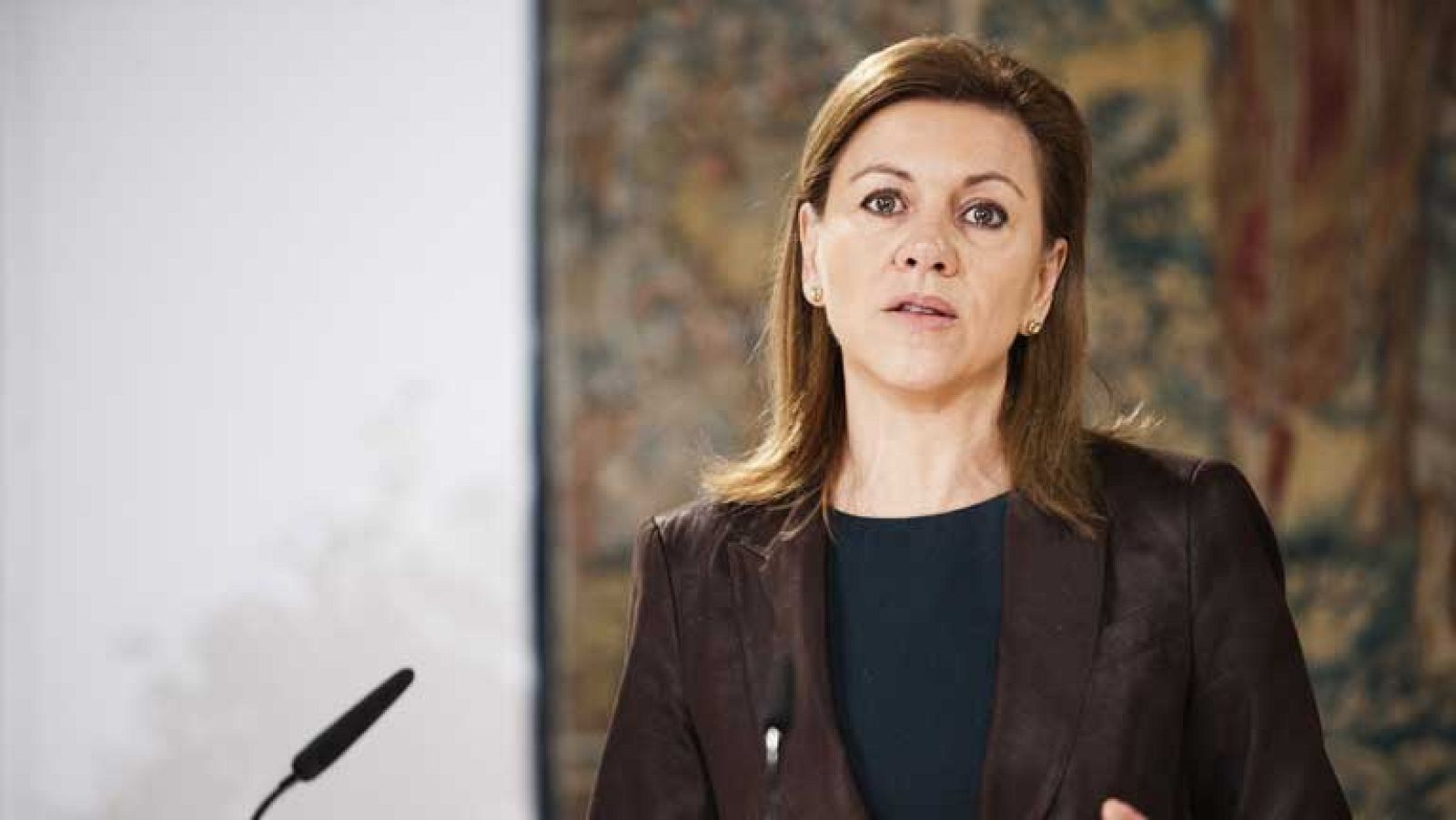 Cospedal confía en que el PSOE no traspase la "barrera" pactando con EH-Bildu