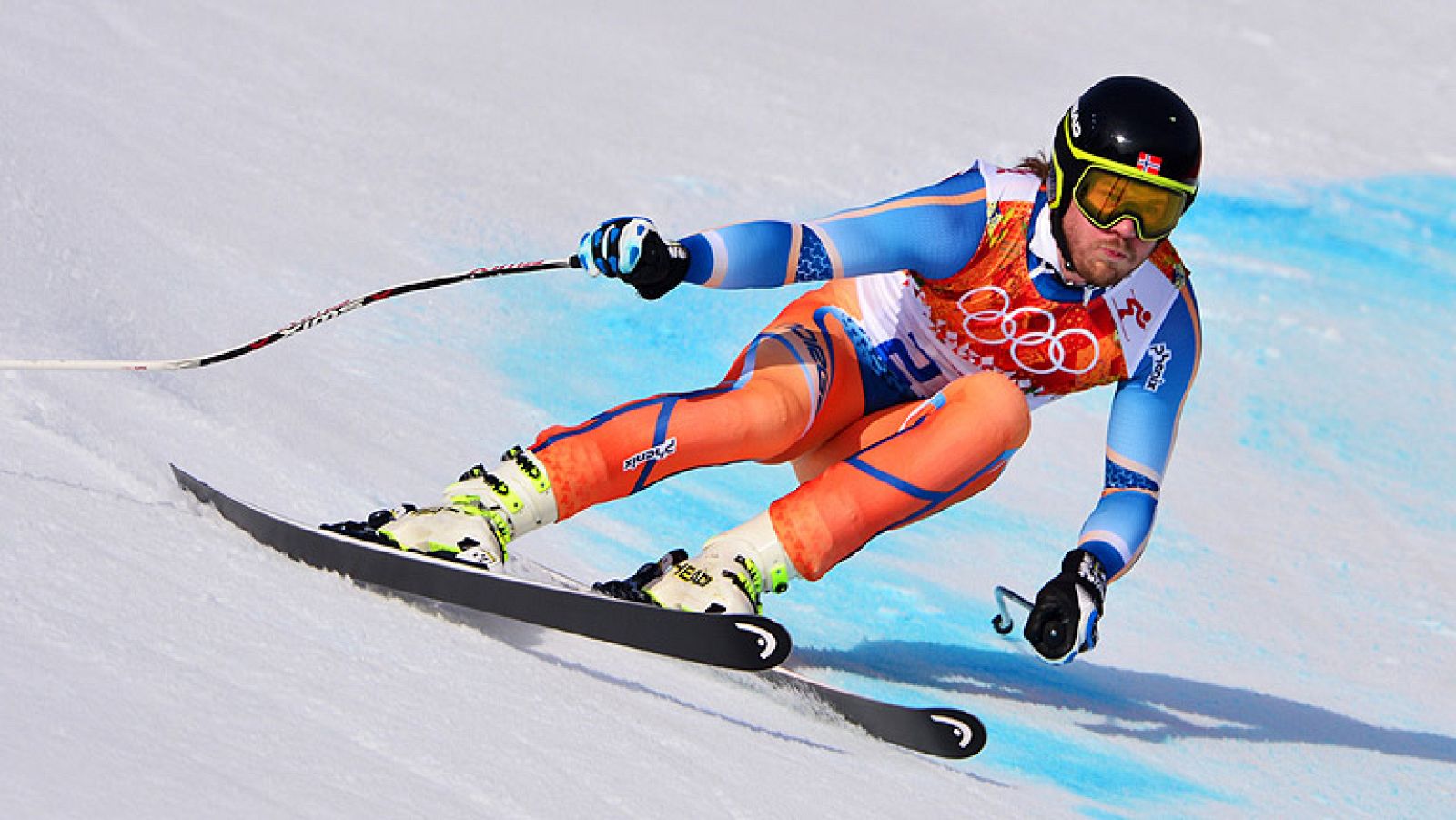 El esquiador noruego Kjetil Jansrud ha ganado el oro en el Supergigante dándole a su país su cuarta victoria consecutiva en unos Juegos. Para la historia quedará el bronce de Bode Miller a sus 36 años.