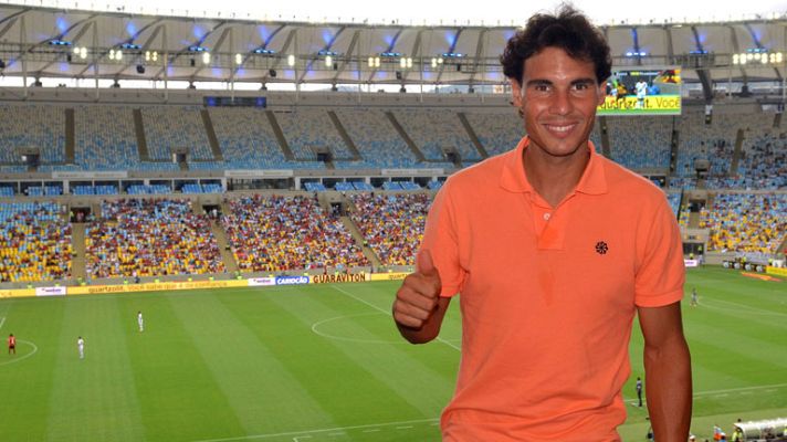 Telediario 1 - Nadal hace el saque de honor en un Flamengo-Vasco en el Maracaná