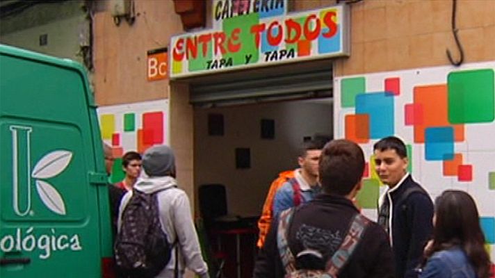 Entre todos - Maite abre su bar