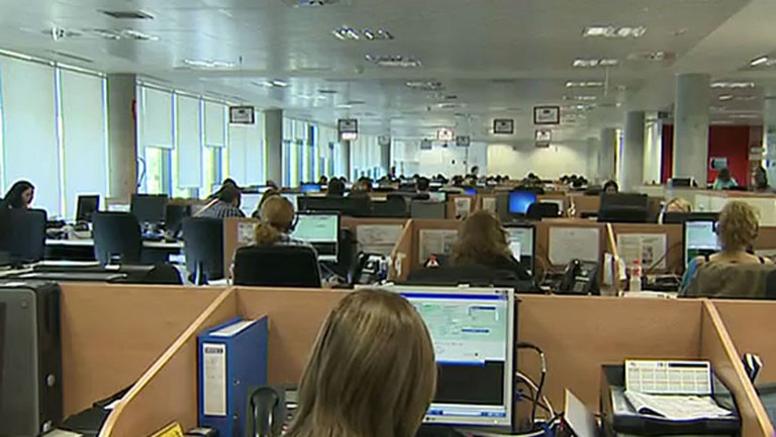 El Congreso da luz verde a la nueva ley que regula los cigarrillos electrónicos y el 'spam' telefónico