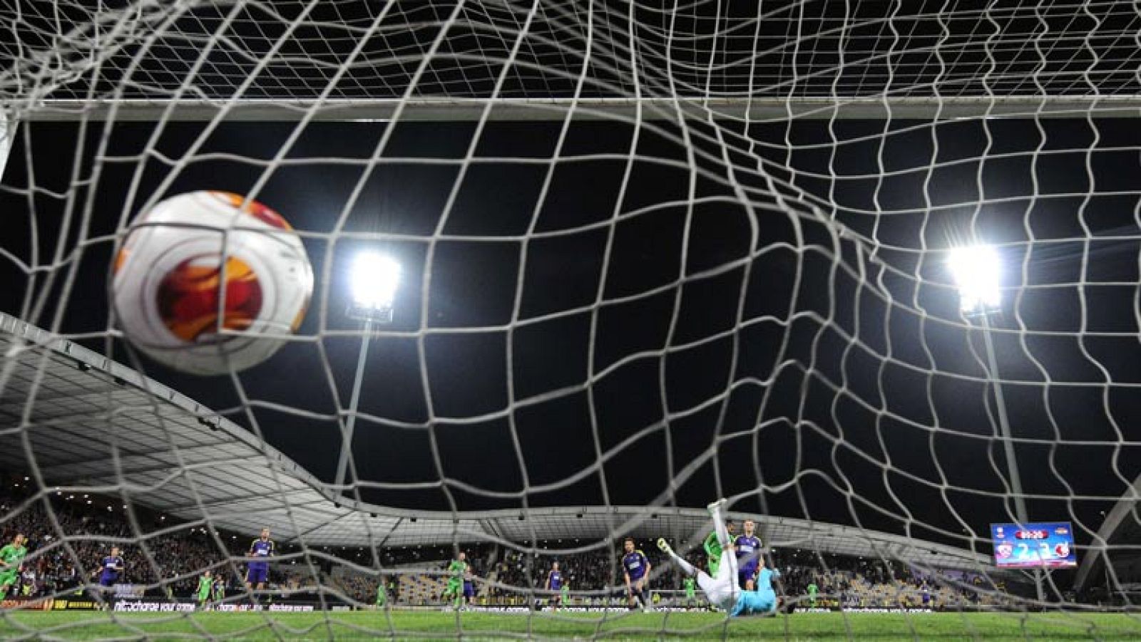 Valencia, Betis y Sevilla quieren golpear en la Europa League | Ver