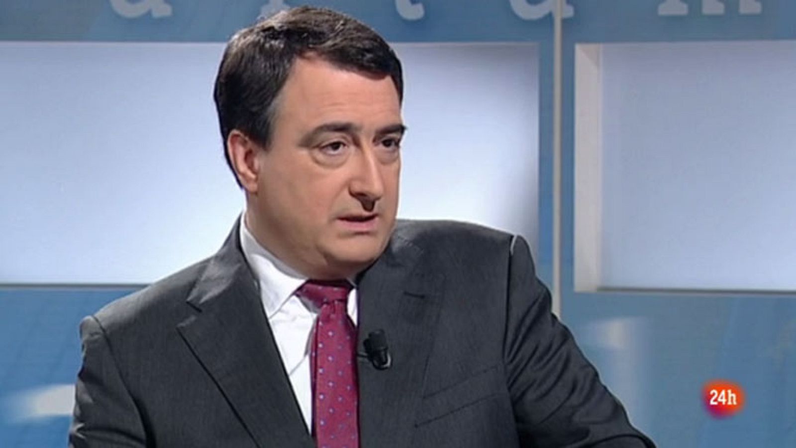 Parlamento - La entrevista - Aitor Esteban - 15/02/2014