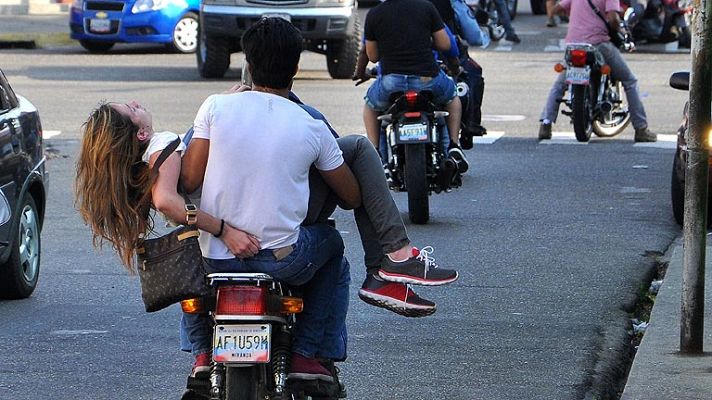 Telediario 1 - Violencia en Venezuela