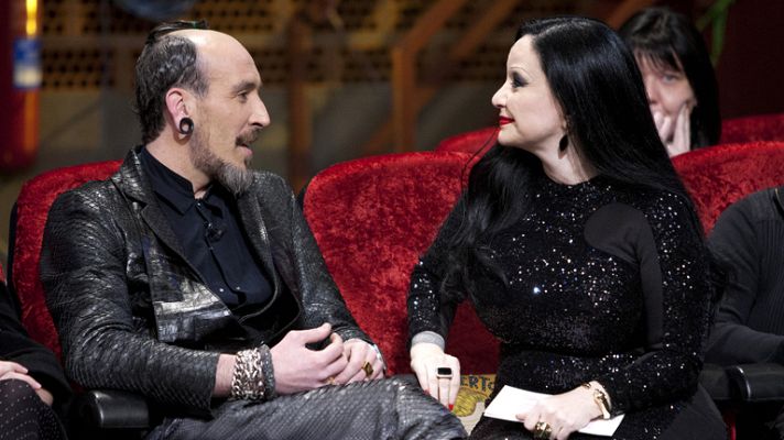 Alaska y Coronas - Roberto Etxeberría, el modisto rock