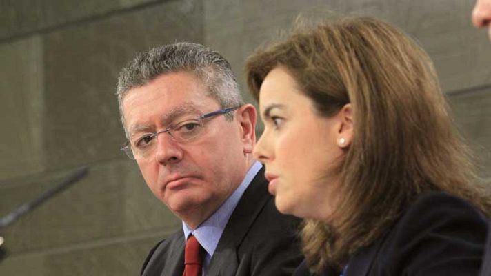 Telediario 1 - Financiación de partidos políticos