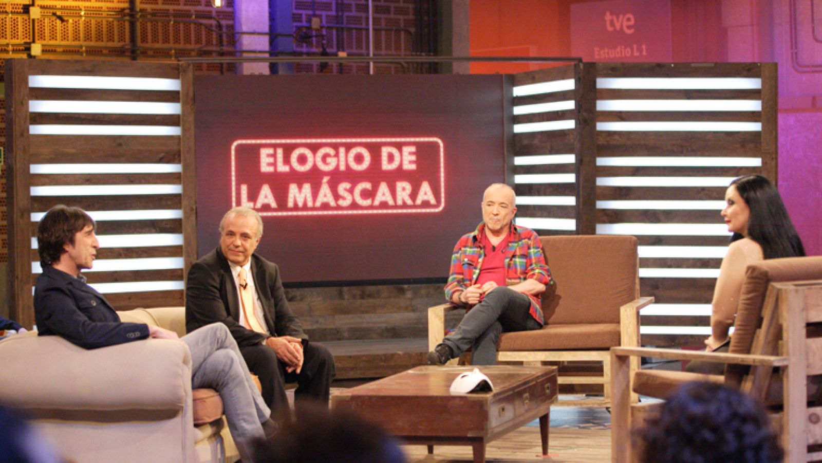 Tertulia: "El elogio de la máscara" - Ver ahora