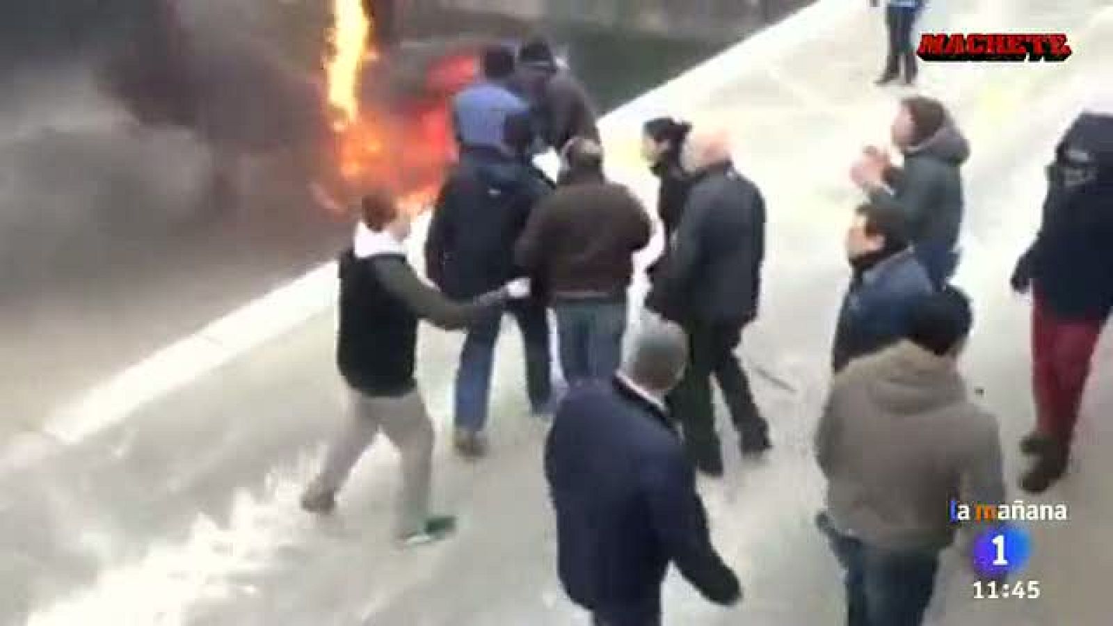 "Unos matones nos hostiaron"