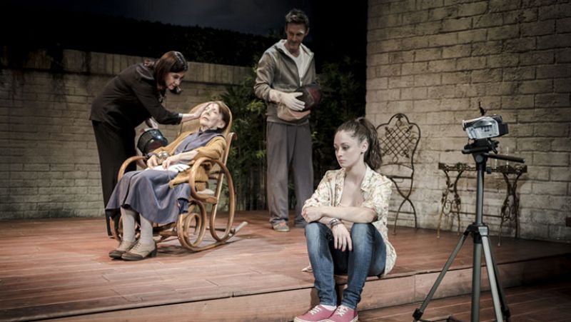 Charlamos con Juan Mayorga y vemos escenas de 'El arte de la entrevista' - Ver ahora