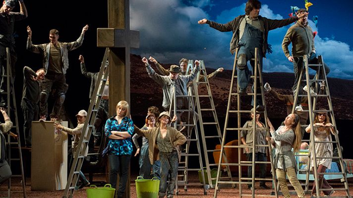 Atención obras - Mira una escena de 'Curro Vargas'