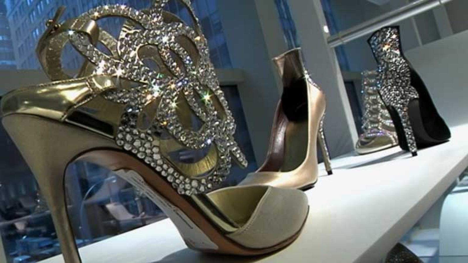 La alfombra de los Oscar con zapatos "Made in Spain"