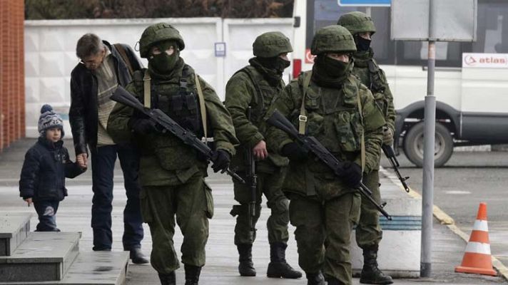 Telediario 1 - Rusia controla de facto Crimea