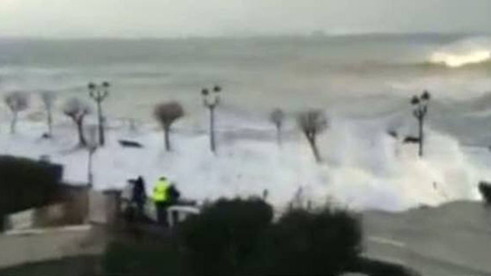 El temporal arrasa en Santander