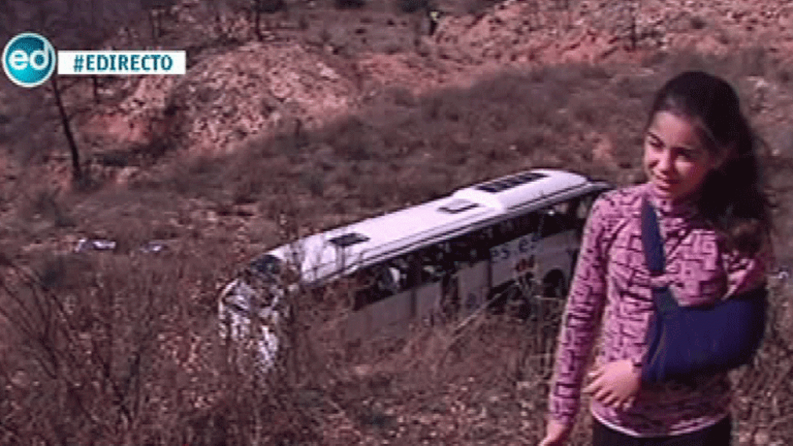 España Directo- Tres heridos graves al despeñarse un autobús escolar