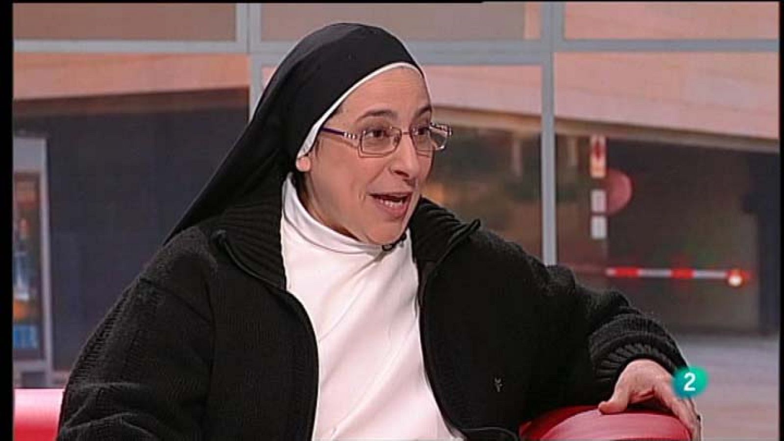 Para Todos La 2 -  Entrevista a Sor Lucía Caram