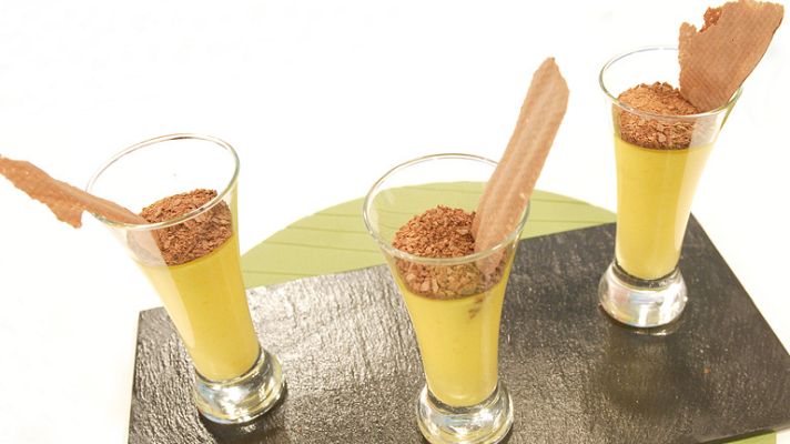 RTVE Cocina - Gazpacho dulce de mango y melocotón