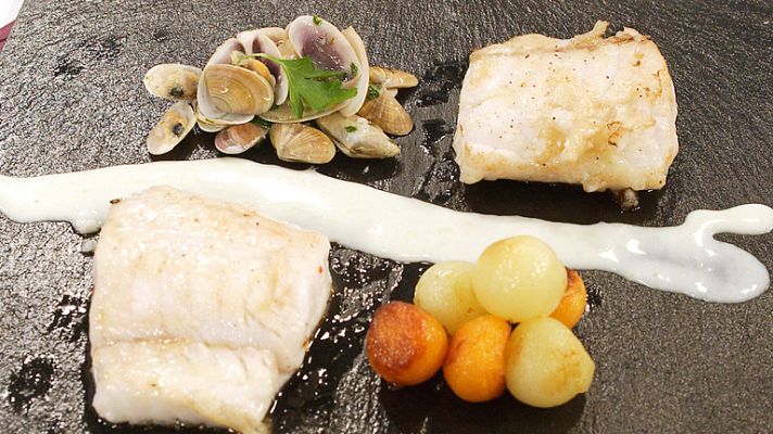 RTVE Cocina - Merluza a la crema con coquinas a la plancha