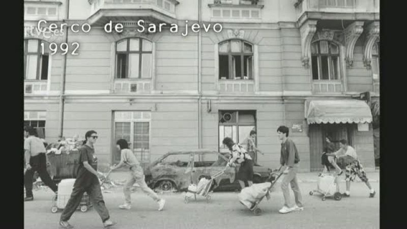 Imprescindibles - Gervasio Sánchez analiza su fotografía ¿Qué historia se esconde detrás de una fotografía?