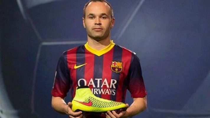 Telediario 1 - Iniesta será de los primeros en ponerse las botas-calcetín