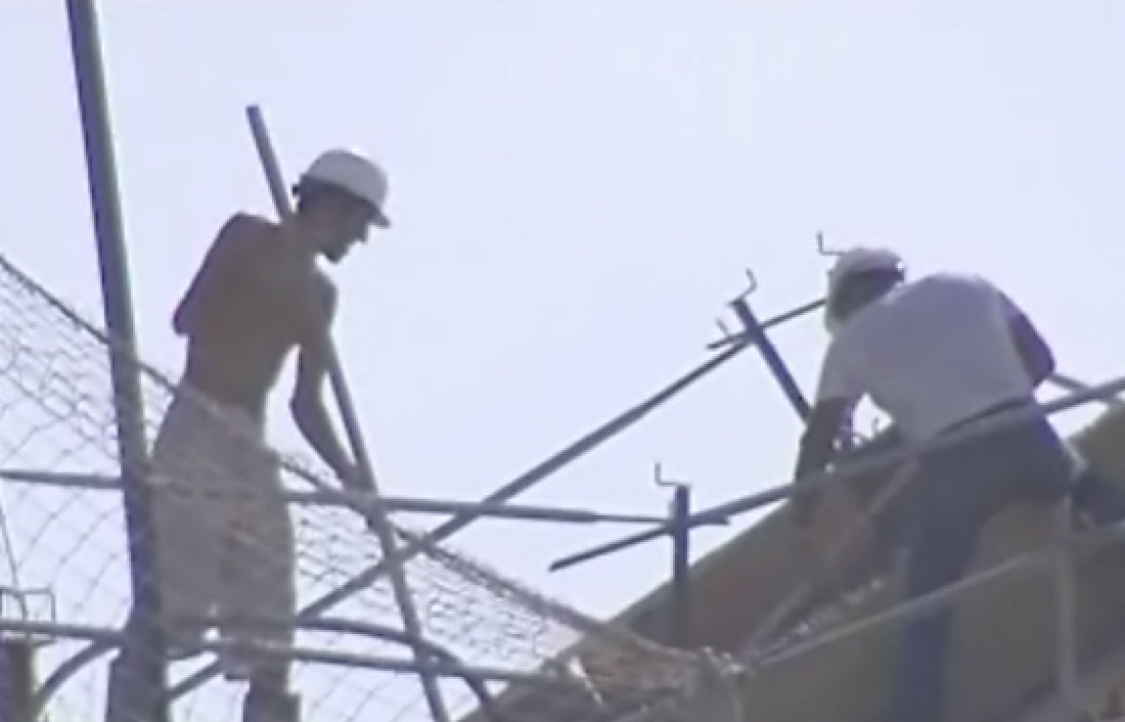 Este verano los obreros de la construcción de Andalucía trabajan con jornada intensiva | Ver