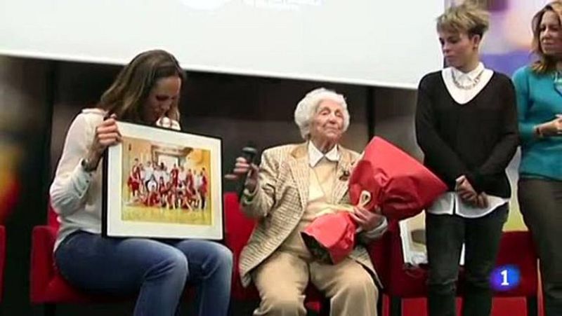 Encarna Hernández, la pionera del baloncesto femenino español