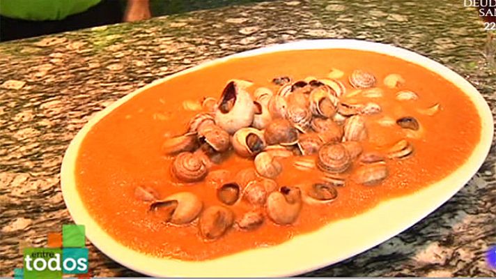 Entre todos - Paco abre un bar especializado en caracoles