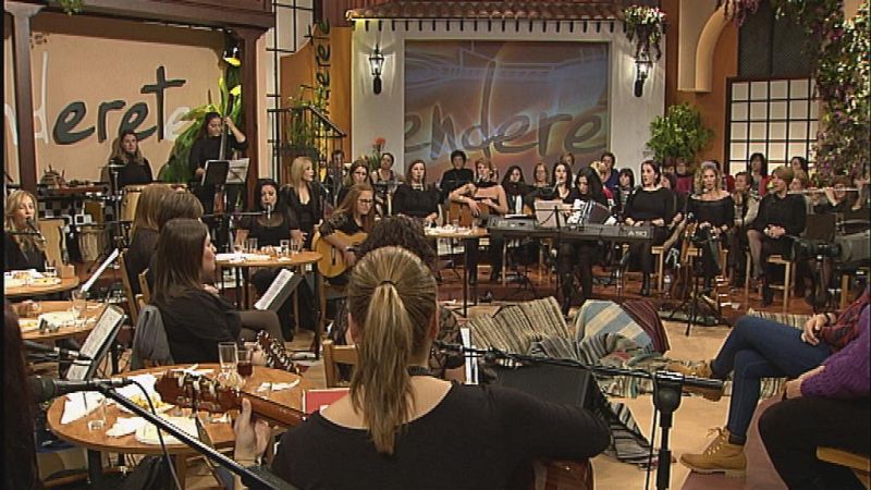 Tenderete con En-Cantadoras más Solistas - 09/03/14 - Tenderete | Ver