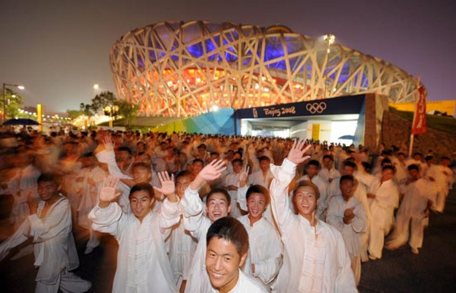 Telediario 2 en cuatro minutos - 05/08/08 | Ver