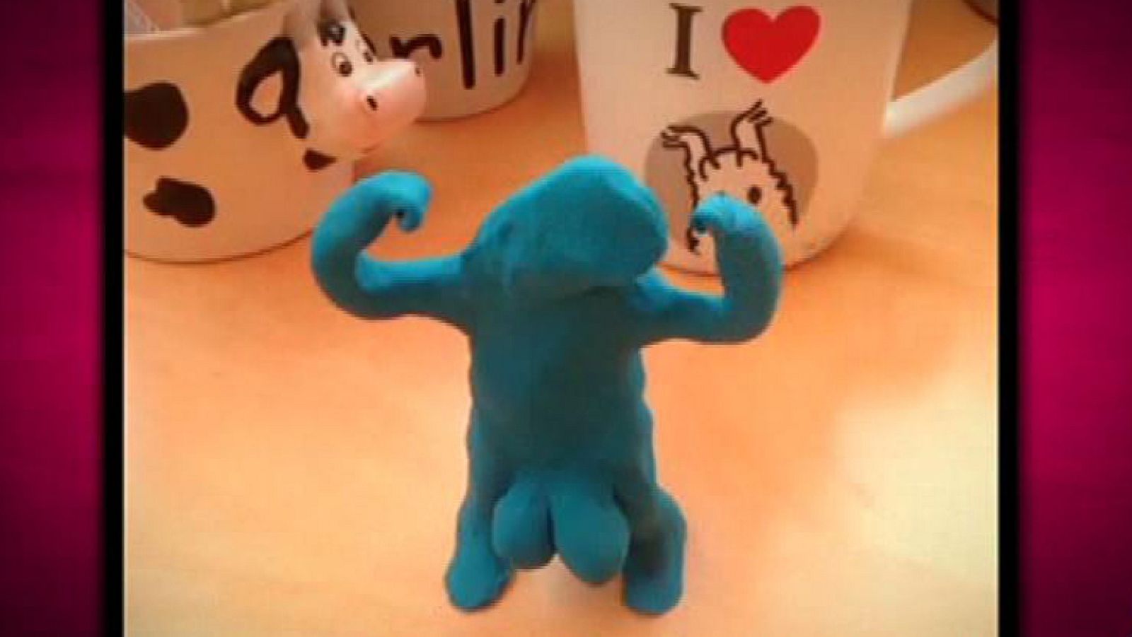 Selfies curiosos y los Vines de Mia Font - Ver ahora