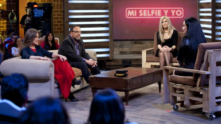 Alaska y Coronas - Tertulia: Mi selfie y yo