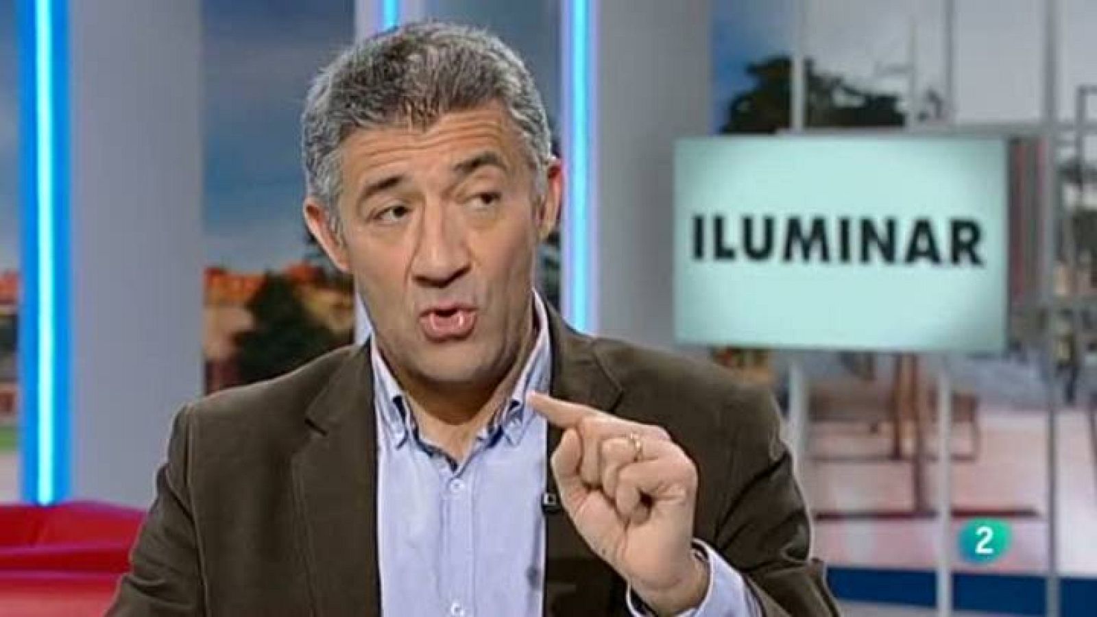 Para Todos La 2 - Etimología: Iluminación