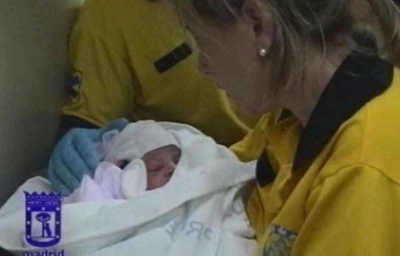 En Madrid un bebé ha nacido dentro de un taxi | Ver