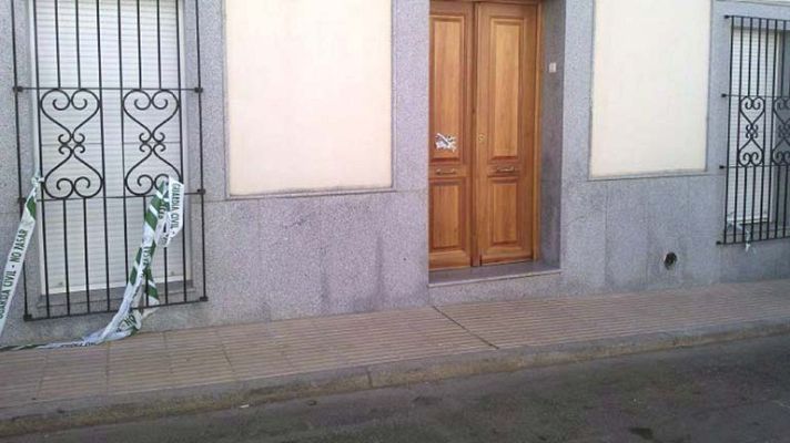 Telediario 1 - Relación de la crisis y la violencia de género