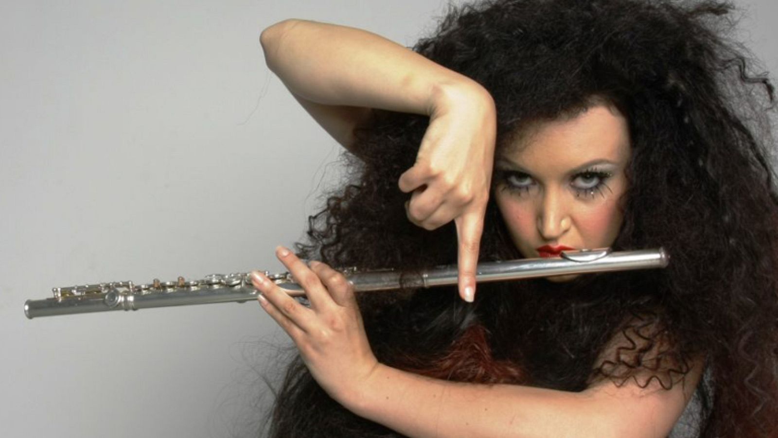 Eurovisión 2014 - Eslovenia: Tinkara Kovac canta "Round and round" | Ver