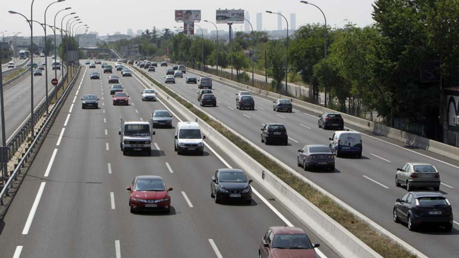 Investigadores noruegos proponen más rotondas y rechazan subir el límite de velocidad a 130 km/h en las carreteras