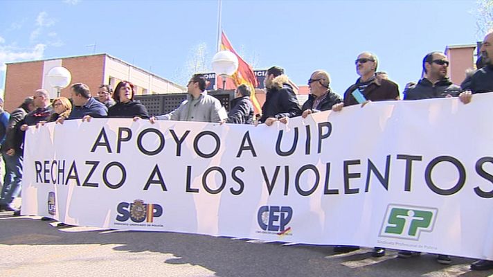 Informativo 24h - Concentración policías