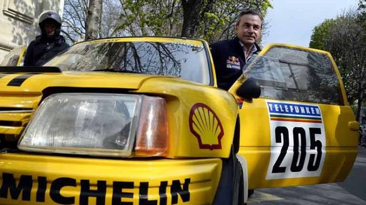 Telediario 1 - Peugeot vuelve al Dakar con Carlos Sainz y Cyril Despres