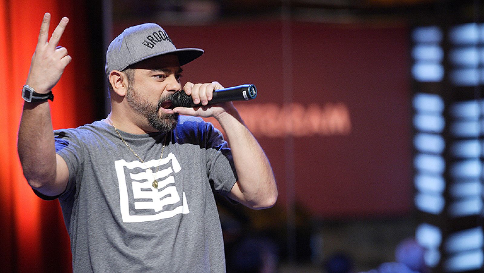 "El niño que algún día fui", por Nach - Ver ahora