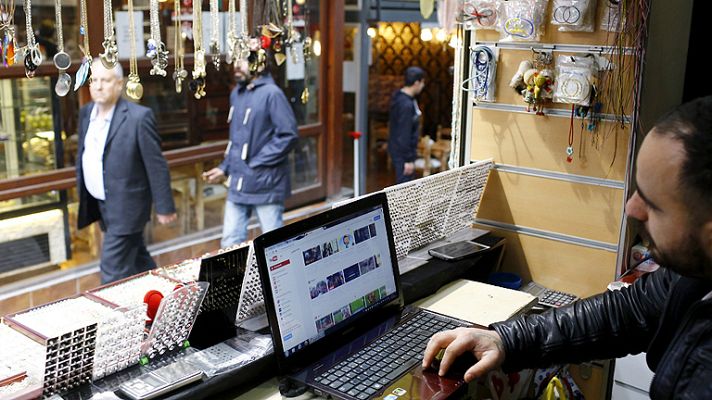 La tarde en 24h - El Gobierno turco bloquea el acceso al canal de vídeos Youtube